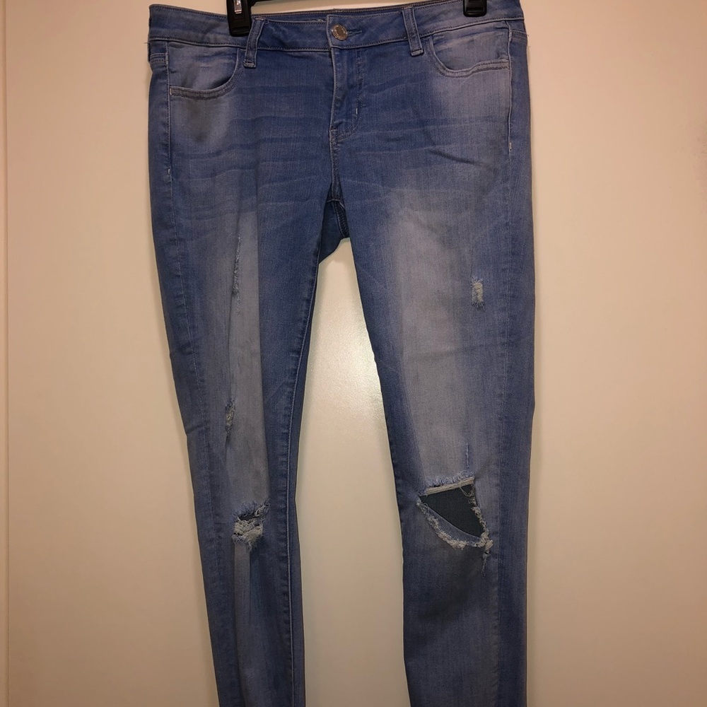 Light wash American Eagle jeans